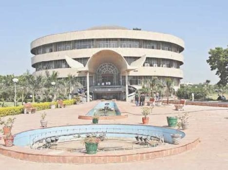 student troops beaten a student, case file