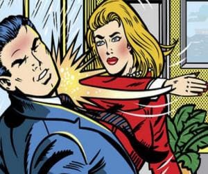 girl slaps boyfriend in mall and then says happy new year for cheating her
