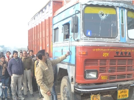 The death of the young man came under the truck, put jam
