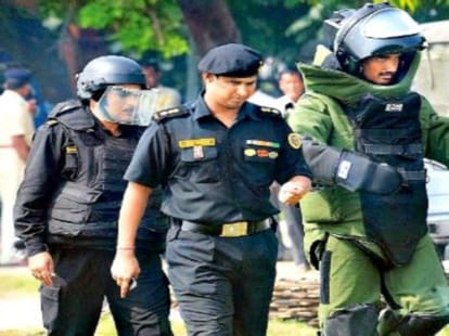 300 NSG commandos How did he accomplish the Pathankot  mission 