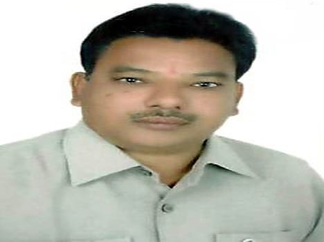 Palia Palikadhyksh leaving pursue troubles
