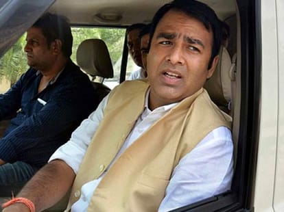 sangeet som surrendered