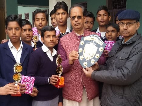 Trivia incomplete without studies: Saxena
