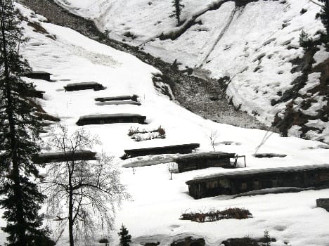 Mercury rises by few notches in Kashmir