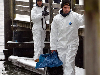 German husband drowns himself in a lake with wife's HEAD