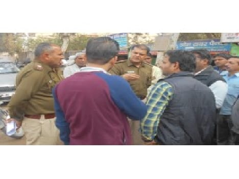 Millions of commission of the full market jewelery theft