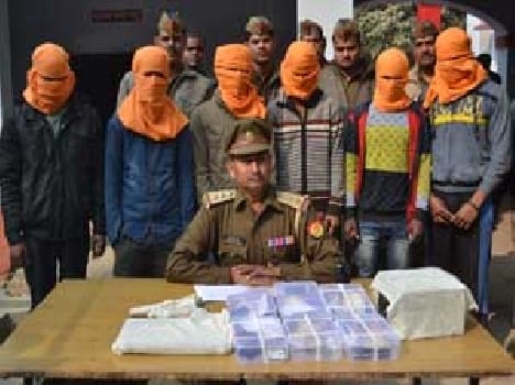 Kent out of the station were arrested six thieves