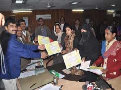 The enhanced strength of meritorious students
