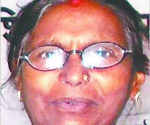 bhanwati is honoured by president pranab mukherjee