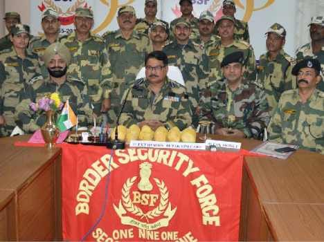 encounter in bsf and pak drug smugglers on indo pak border