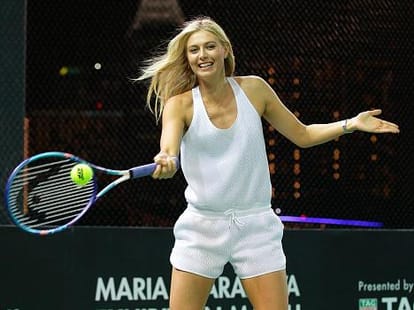 maria sharapova flirt with journalist