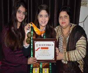 sheetu got late atul maheshwari gold medal