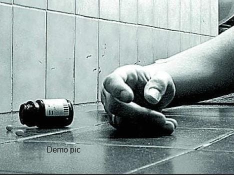 a person swallows poison, died at igmc.
