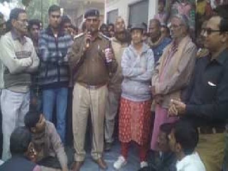 Traders have blocked roads