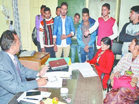 Browning on student station,baraut