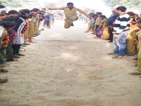 students participated in the sports competition