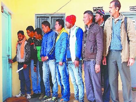 Block offices lockout