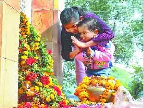 Hear tales of atrocities on farmers martyr moist eyes