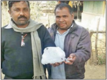 Stool fell fell from the sky on old woman