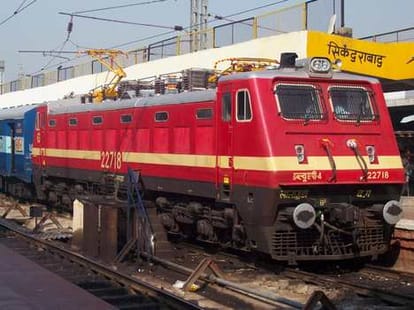 toilets in indian trains, special stories on unioun rail budget