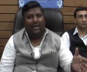 AAP minister brother pressurise woman for having sexual relationships