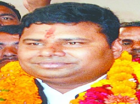 Sanjay made ??in Bareilly district panchayat president