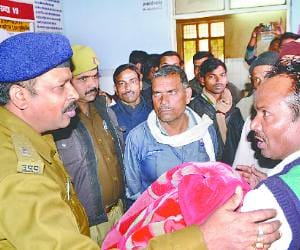 A nurse get beaten when a patient died in hospital.