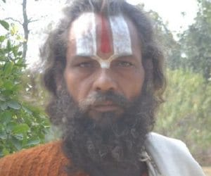 priest protest for illegal possession on temple land