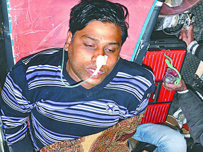 because of rape charges drank poison in front of kejriwal house
