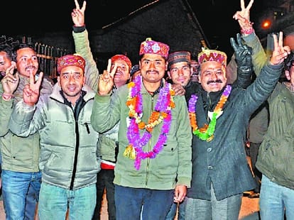 ministers and former ministers kins defeated in panchayat elections in himachal.