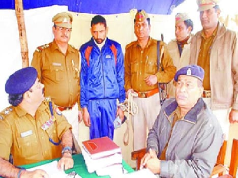 Praveen arrested absconding