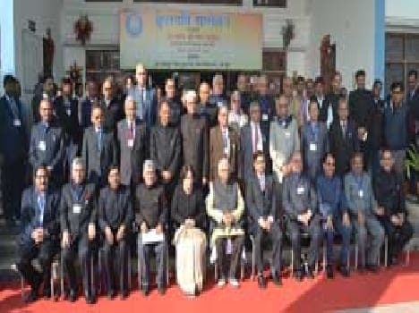 governor participates in VC conference