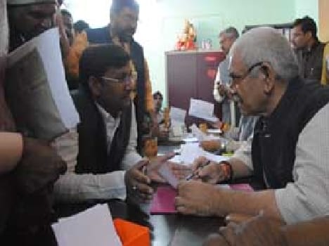 Pathankot not see politics through the prism of the event