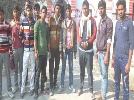 pipalkedia villagers oppose police action