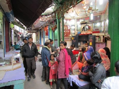 Restored the fourth day in the bullion market Ronak