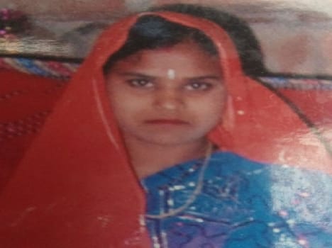 Murder of women strangled, then burned