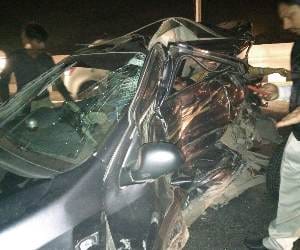 Tractor clashed car, two killed, soldier wounded.