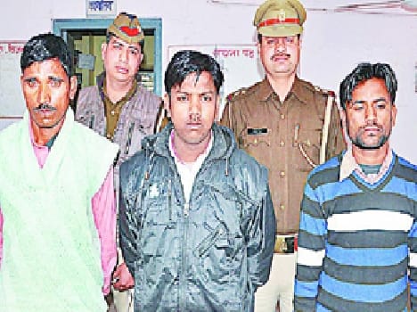 Police arrested gang from Kanpur