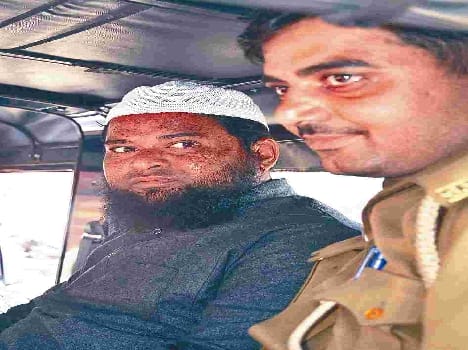 confrontation between Deobandi and Brelvion 