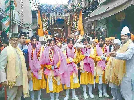 nagar kirtan in agra