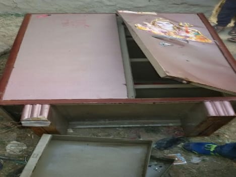 Goldsmith shop robbery