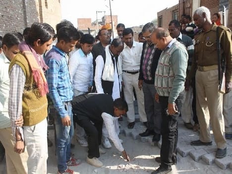 Five thousand penalty imposed on the contractor, sought clarification from JE