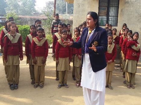 Start Guide Camp in Kasturba schools