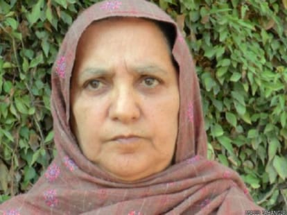 news story on kashmiri half widows