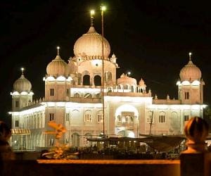 program on Festival of Lights for Satguru Ram Singh 
