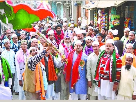 Kushai banner of the white heart-cherry Wali start Urs