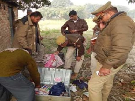 On Monday night Theft in Maldepur Harijan Basti village