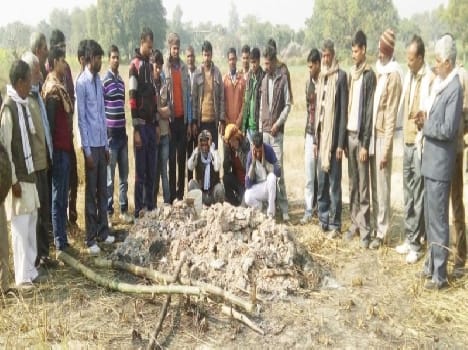 Married murdered bodies burned
