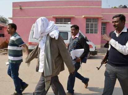 underworld shooter arrested from sarnath