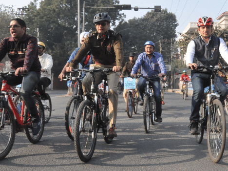 Car Free Day is special, people looked excited.